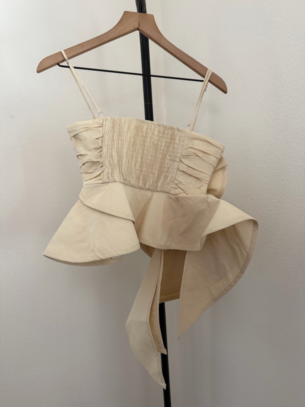New ZARA voluminous flower floral ruffle Cream Strap Peplum Top size small - Picture 10 of 13